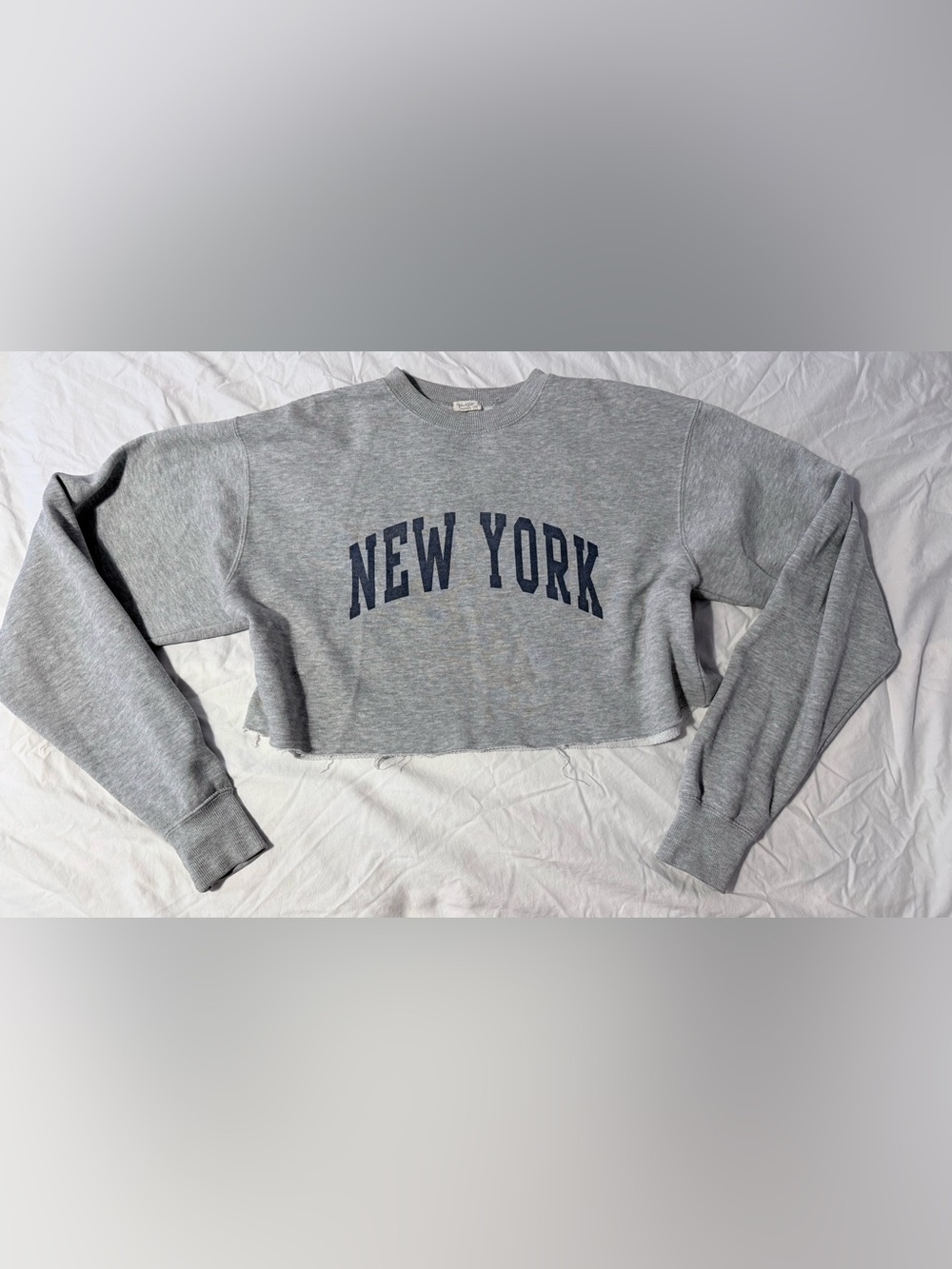 🖤Brandy Melville Cropped Sweater🖤